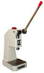壓力:15KN（1500kg）開口高度可調(diào)節(jié)。